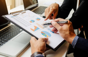 Tuyển dụng nhân sự – Ưu tiên nội bộ hay bên ngoài?